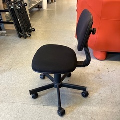 サ2511-285 オフィスチェア ブラック キズ汚れ有りの画像