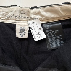 新品未使用H&Mカーゴパンツ135cmの画像