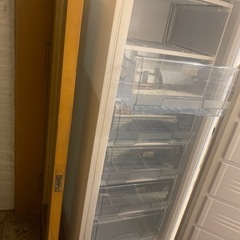冷凍庫 引き出し型6段 168L の画像