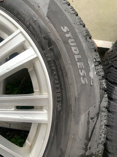 215/60R16スタッドレスVRX2