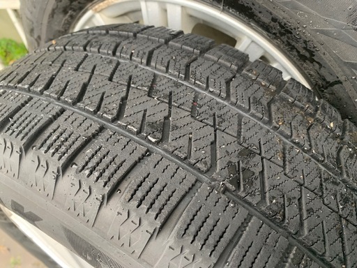 215/60R16スタッドレスVRX2