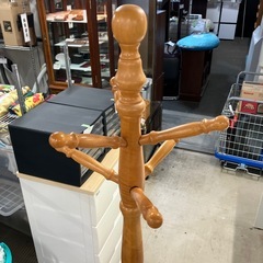 O 2511-403 木製ポールハンガー　キズ汚れ有りの画像