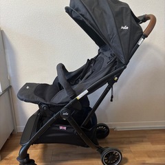 カトージ　　Joieベビーカーとチャイルドシートの画像
