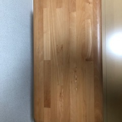 座椅子・テーブルの画像