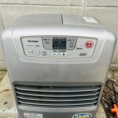 石油ファンヒーター　5L 2010年製の画像
