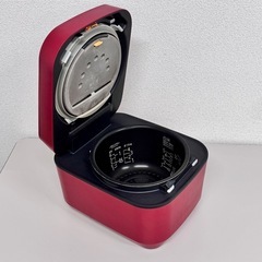 A1756🌟配送♻️設置🉑‼️ 美品2021年製　HITACHI 1.0L RZ-W100M 炊飯器 レッド🌟の画像
