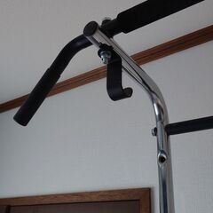 ぶら下がり健康器・懸垂マシンの画像