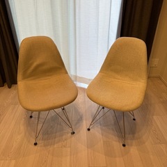 椅子　テーブルセットの画像