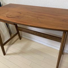ウォルナットデスク　机　天然木の画像
