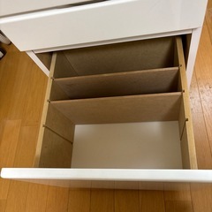 3段引き出し（車付き）の画像