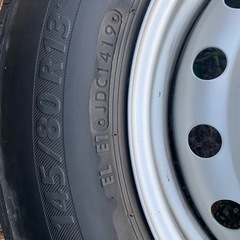 軽自動車用ホイール付きタイヤの画像