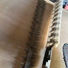 チェーンソー２つの画像