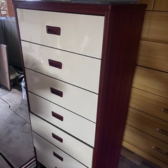 棚　ピアノ　食器　　の画像