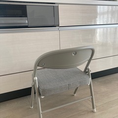 ワイド　ローチェア　折りたたみ　子供椅子　玄関椅子
　の画像