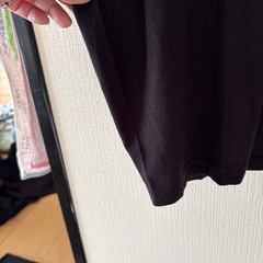 wARM ATTIC Vネックトップスの画像