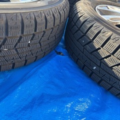 YOKOHAMAスタッドレスタイヤ14インチの画像