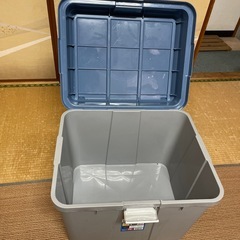 収納ボックスの画像