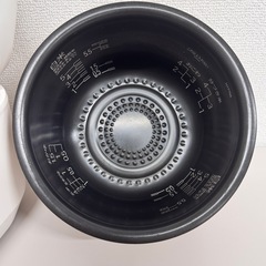 A1757🌟配送♻️設置🉑‼️2022年製日立IHジャー炊飯器RZ-TS104M 1.0L🌟の画像