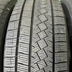 215/60R16 2023年製造 ピレリ  ICE ZERO 4本の画像