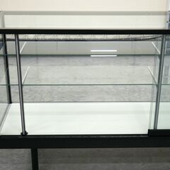 ≪zyt2580ジ≫ ガラスケース 対面カウンターショーケース 幅181cm 高さ92cm ガラス棚2段 W1810 W1800 飾り棚 業務用 中古什器/宮城県仙台市 071113-09の画像