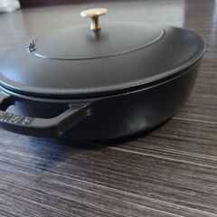 ストウブ  ブレイザー ソテーパン ブラック ２８センチの画像