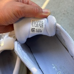 adidas Superstar ホワイトスニーカーの画像