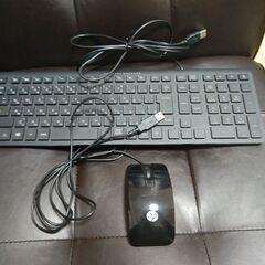 HP Pavilion 500 デスクトップPCの画像