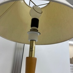 💡KOIZUMI テーブルライトの画像