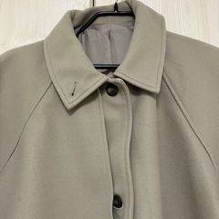 ケープ付きロングコートの画像