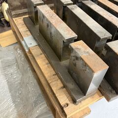 プレスブレーキ用ダイホルダー　H=110mm　13本の画像