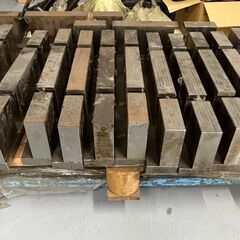 プレスブレーキ用ダイホルダー　H=110mm　13本の画像