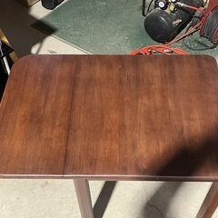 ダイニングテーブル　ブラウン　コンパクトサイズ　食卓テーブル　全国家具工業連合会　伸長式　木製の画像