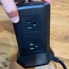 BEVA タワー式電源タップ 8口＋USB Type-A 4ポート/コード2mの画像