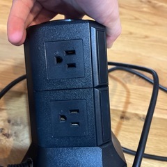BEVA タワー式電源タップ 8口＋USB Type-A 4ポート/コード2mの画像