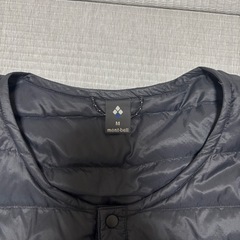 【超美品】モンベル スペリオダウン M 黒 クルーネック インナーダウンの画像