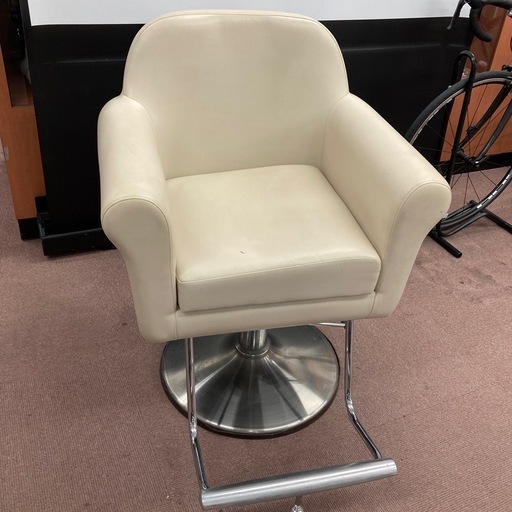 【一点物】タカラ　スタイリングチェア