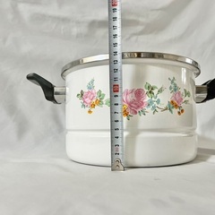 ホーロー鍋　の画像