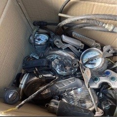 バイクパーツ　ジャンクバイクパーツまとめ売り　HONDA Kawasaki SUZUKI YAMAHA ホンダ　ヤマハ　カワサキ　スズキの画像