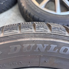 軽自動車　タイヤホイールの画像