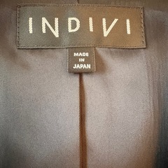 【新品未着用】INDIVI ノーカラージャケットの画像