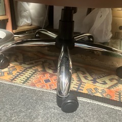 オフィスチェアの画像