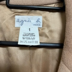 アニエスべー　ベージュ　コートの画像