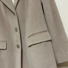 アニエスべー　ベージュ　コートの画像