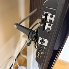 テレビ42インチ&テレビ台付きの画像