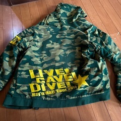 May'nパーカーの画像