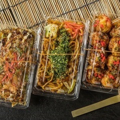 【新品未開封フードパック】700枚セット売り　使い捨て容器の画像