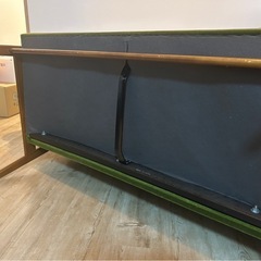 カリモク　ソファー　モケットグリーン　2シーターの画像