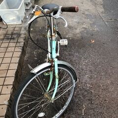 【リサイクルショップどりーむ鹿大前店】No.546　自転車　激安！！基本装備無し。。乗れますの画像