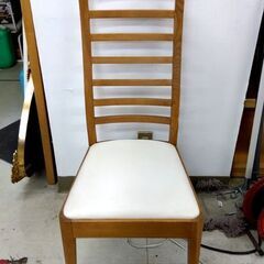 ① 札幌市内近郊限定 大塚家具 ダイニングチェア C-429M 天然木 ハイバック 椅子 食卓 イス OTSUKA 家具 札幌市 中央区 南12条の画像