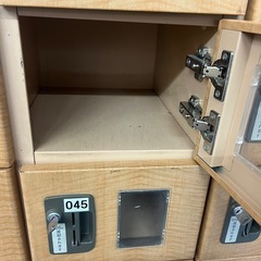 ロッカー　使い方色　シューズロッカーの画像